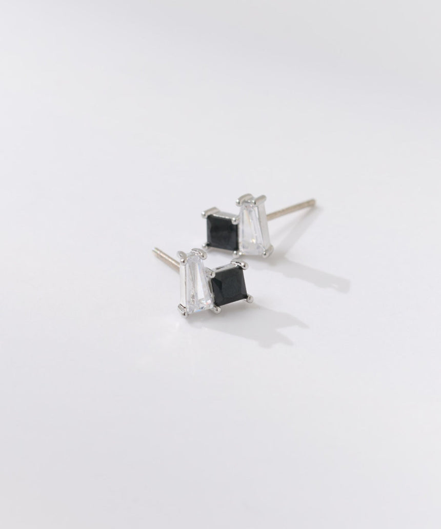 シルバーポストピアス