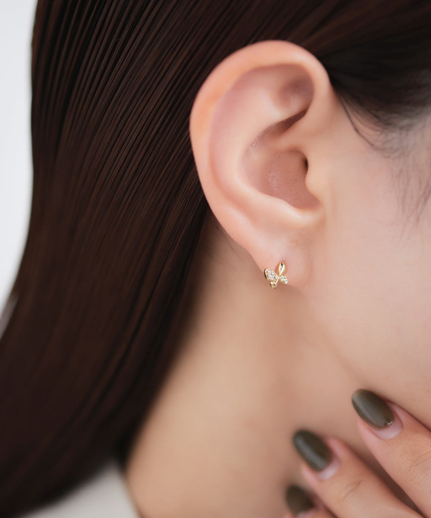 純チタンポストピアス