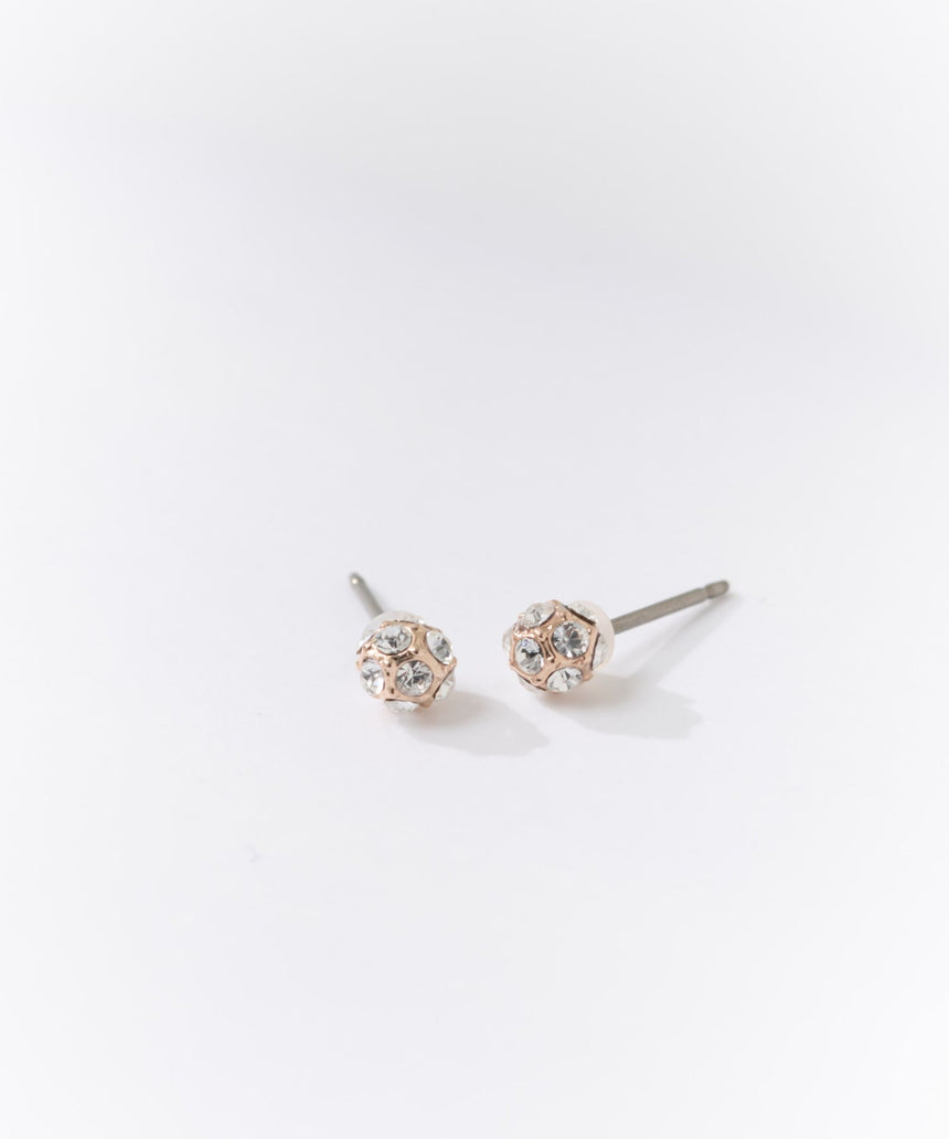 純チタンポストピアス