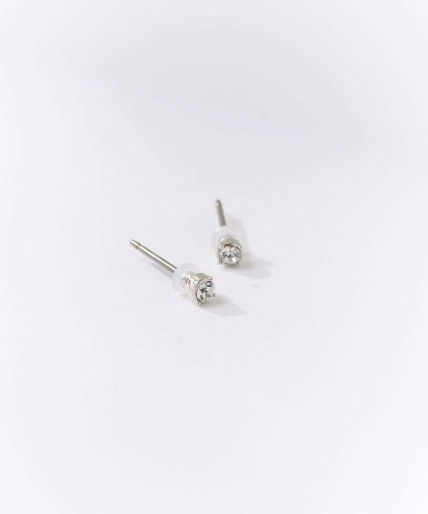 純チタンポストピアス