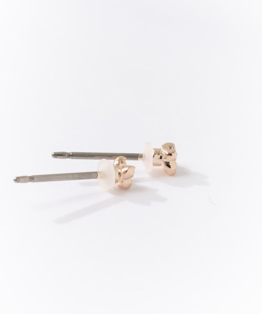 純チタンポストピアス