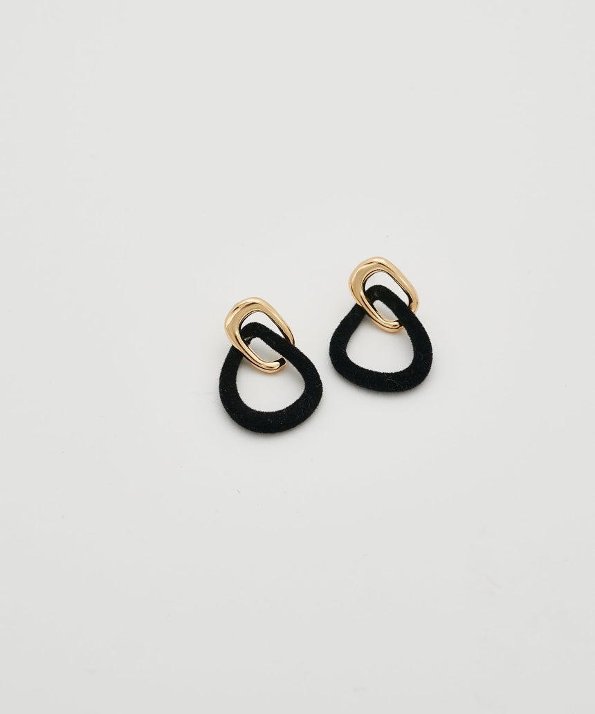デザインピアス